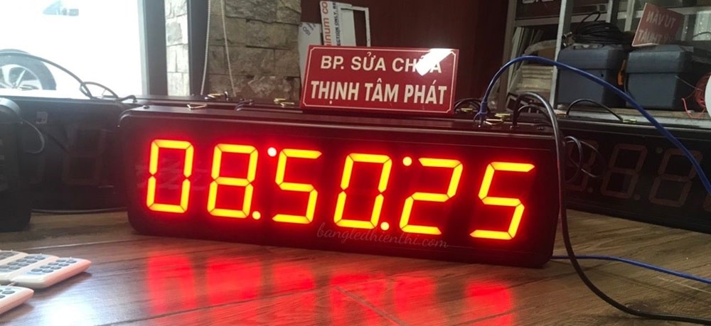 đồng hồ NTP POE